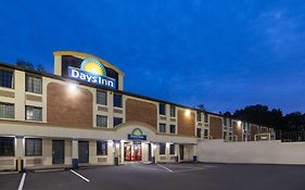 Days Inn By Wyndham Dumfries Quantico